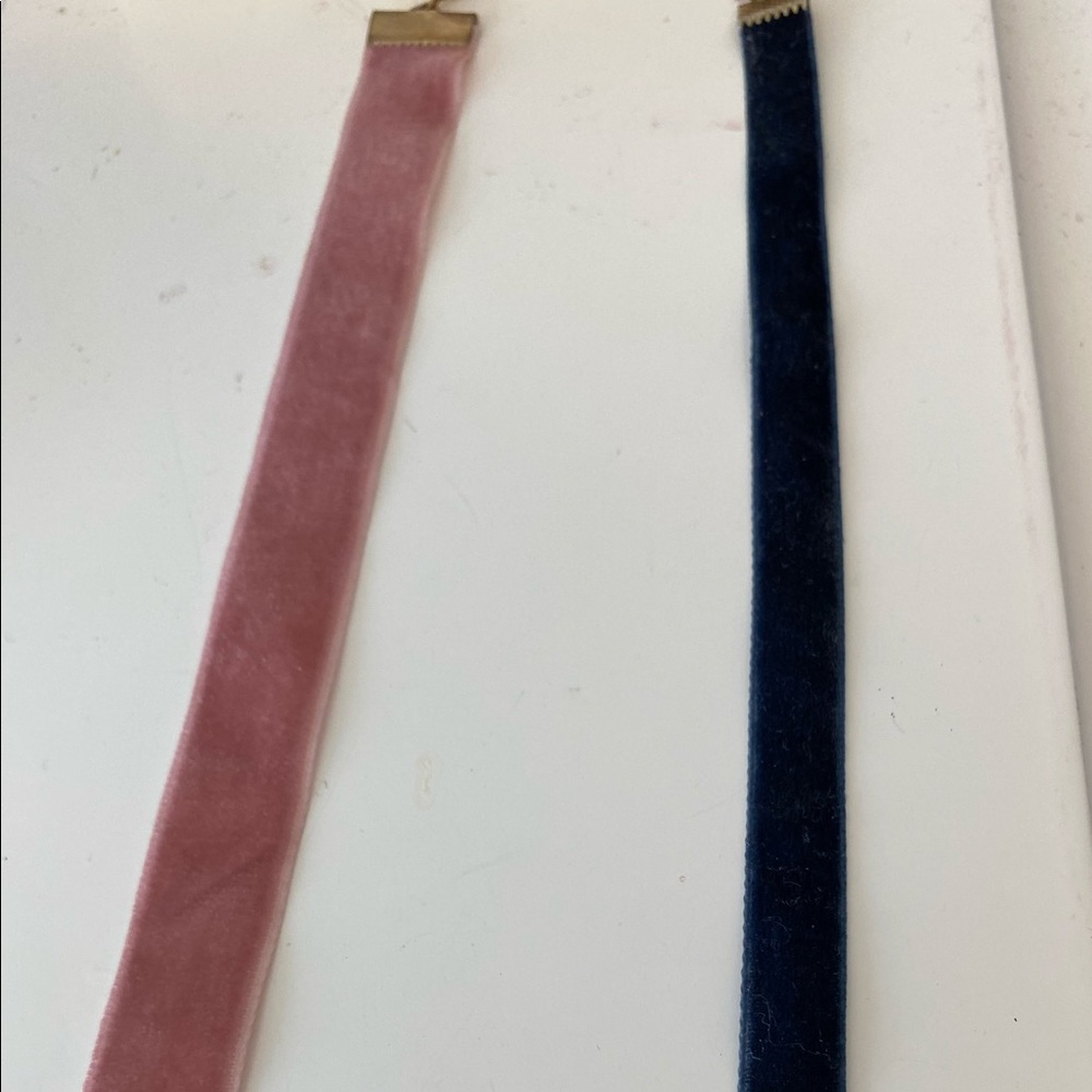 Velvet chokers